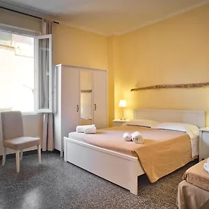 https://2-passi-dal-mare.hotelitalianriviera.com